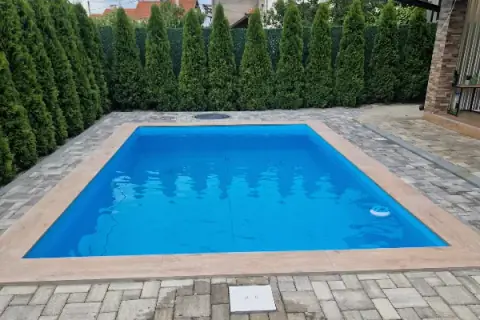 Porodični plastični bazen